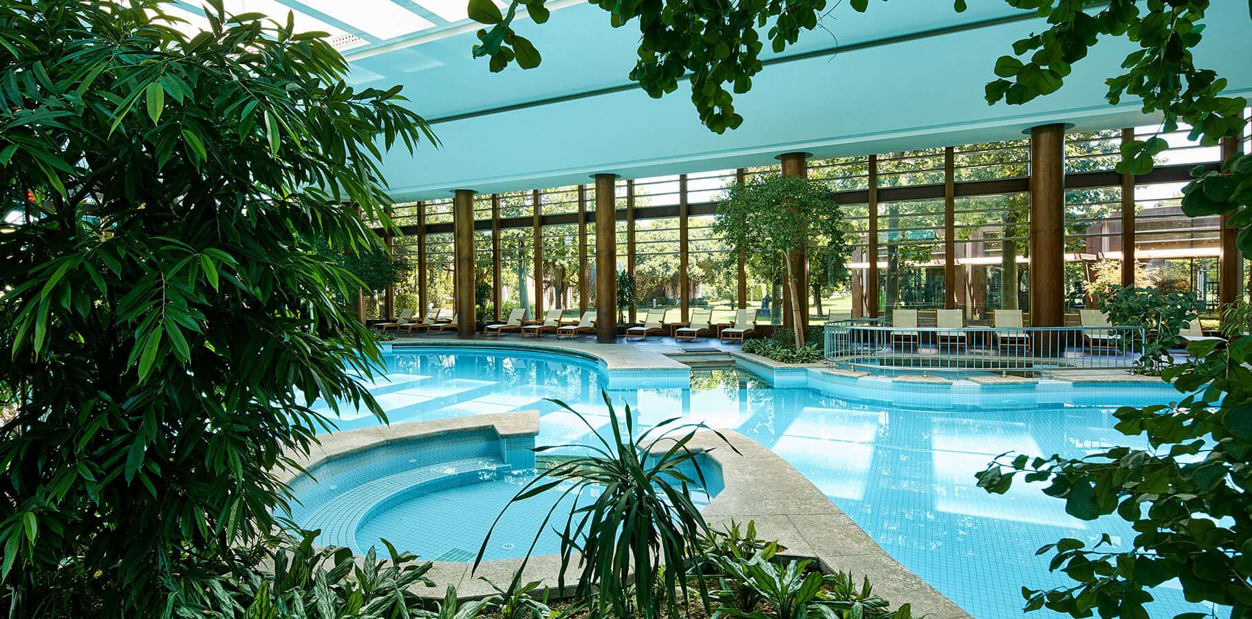 Serenity Spa - Indoor Pool