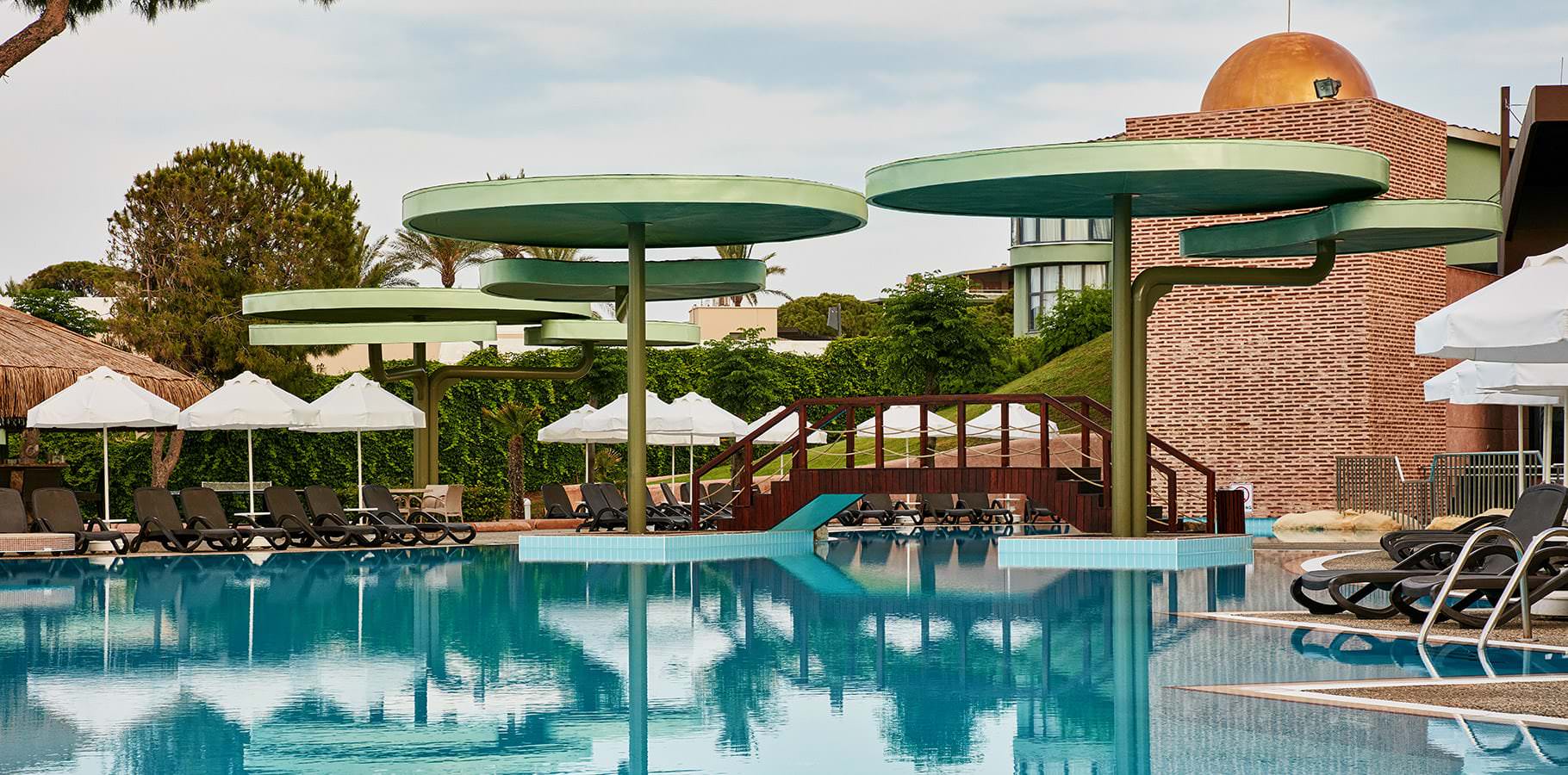 Gloria Verde Resort Pool-1